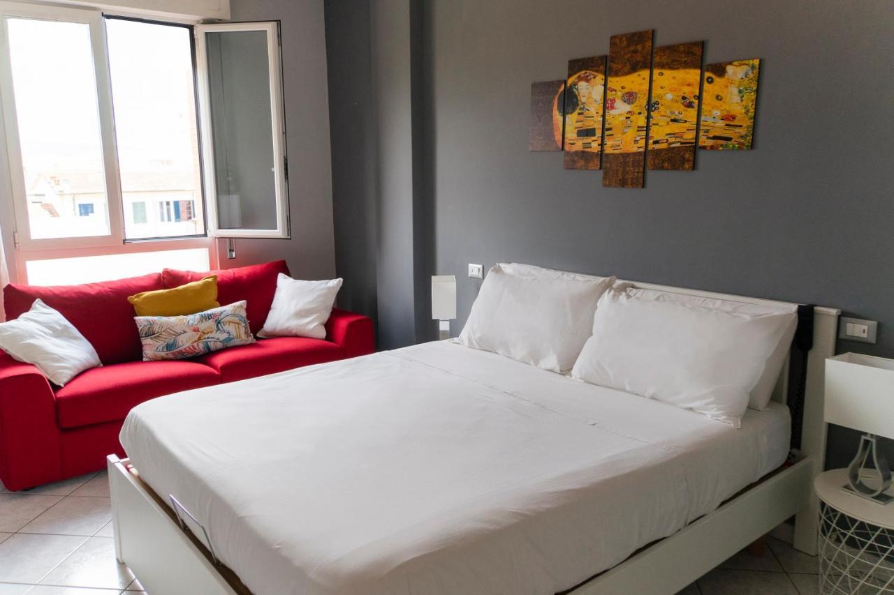 Ad Un Passo Dal Molo Con 2 Biciclette Incluse Apartment Viareggio Ngoại thất bức ảnh