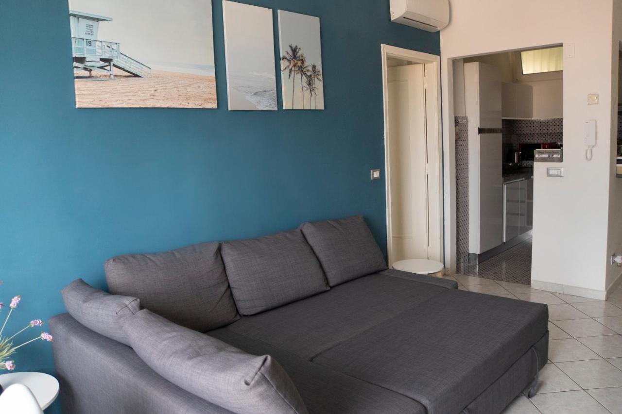 Ad Un Passo Dal Molo Con 2 Biciclette Incluse Apartment Viareggio Ngoại thất bức ảnh